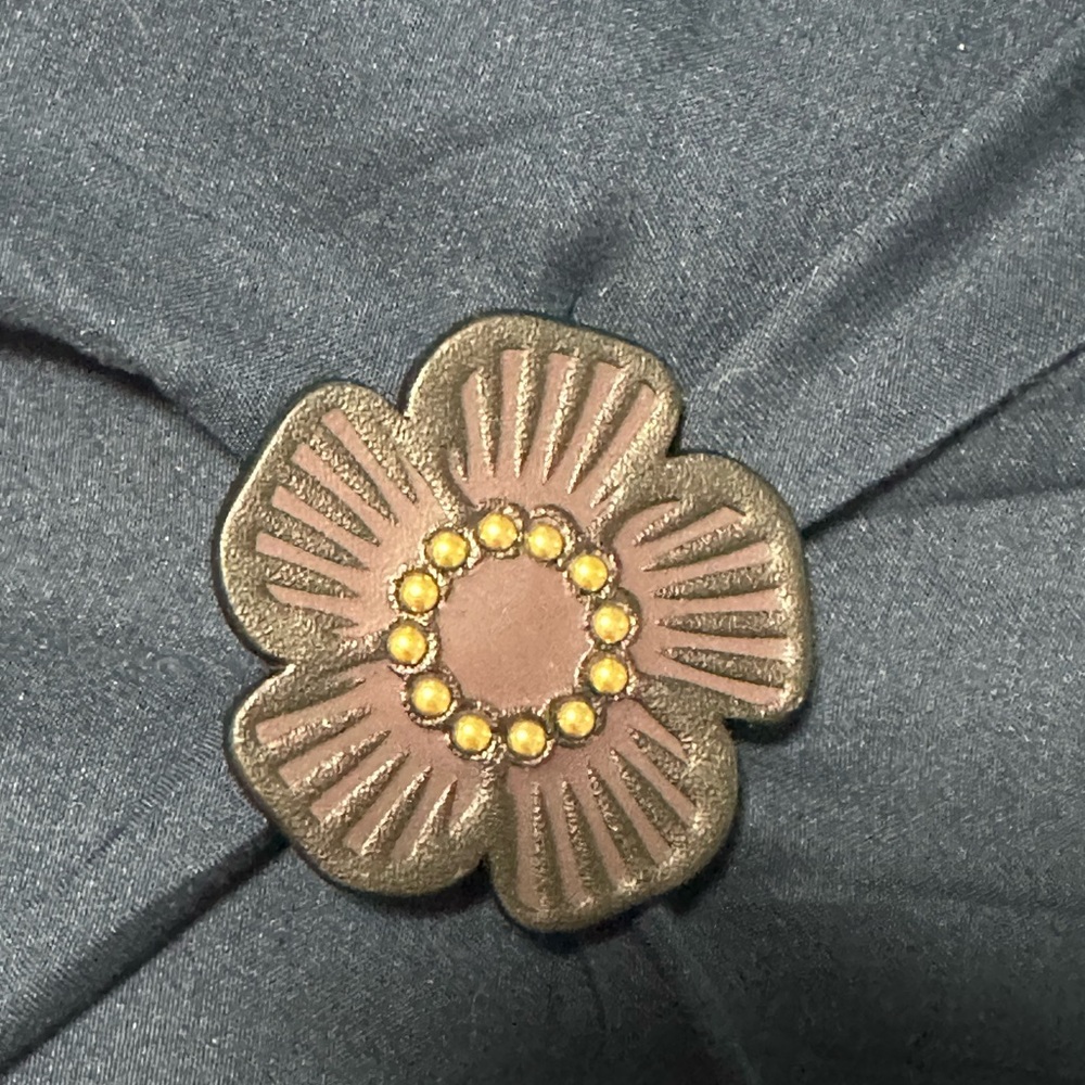 SOLD Coach Tea Roses (5) - Picture 12 of 13